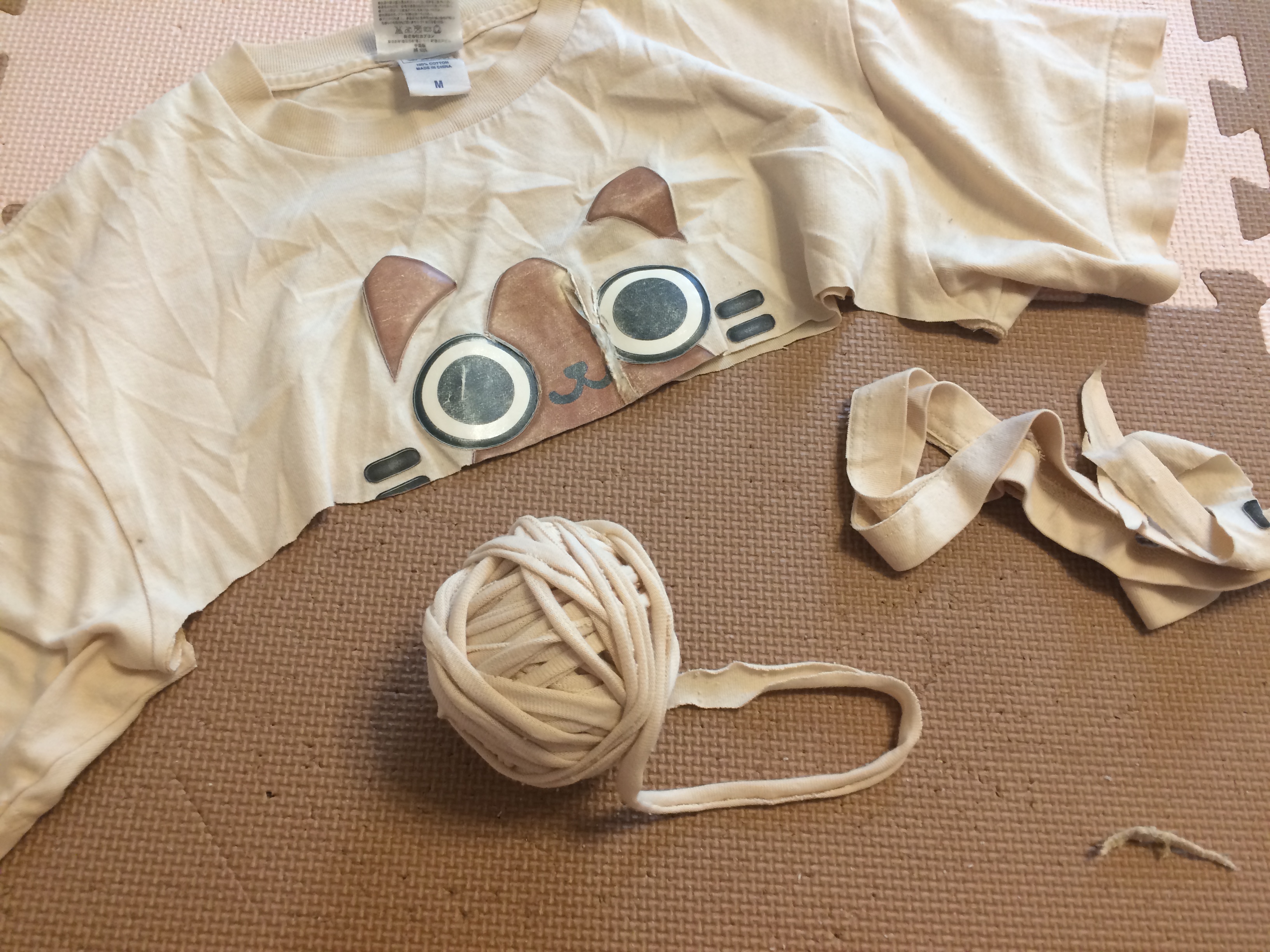 カバンからアクセサリーまで、何でも作れるTシャツヤーン