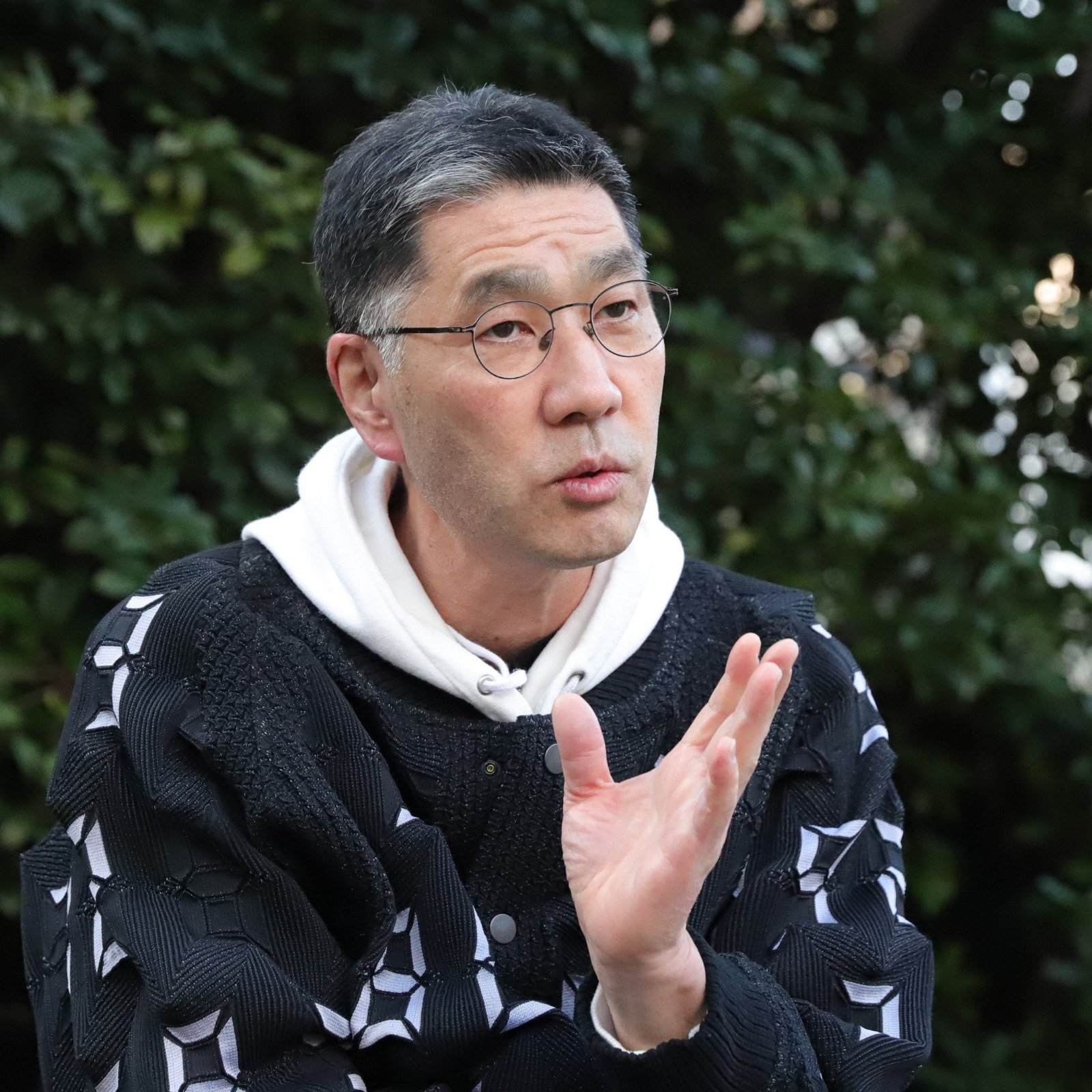 宮島達男さんと、持続する「柿の木プロジェクト」をタドる（前編）