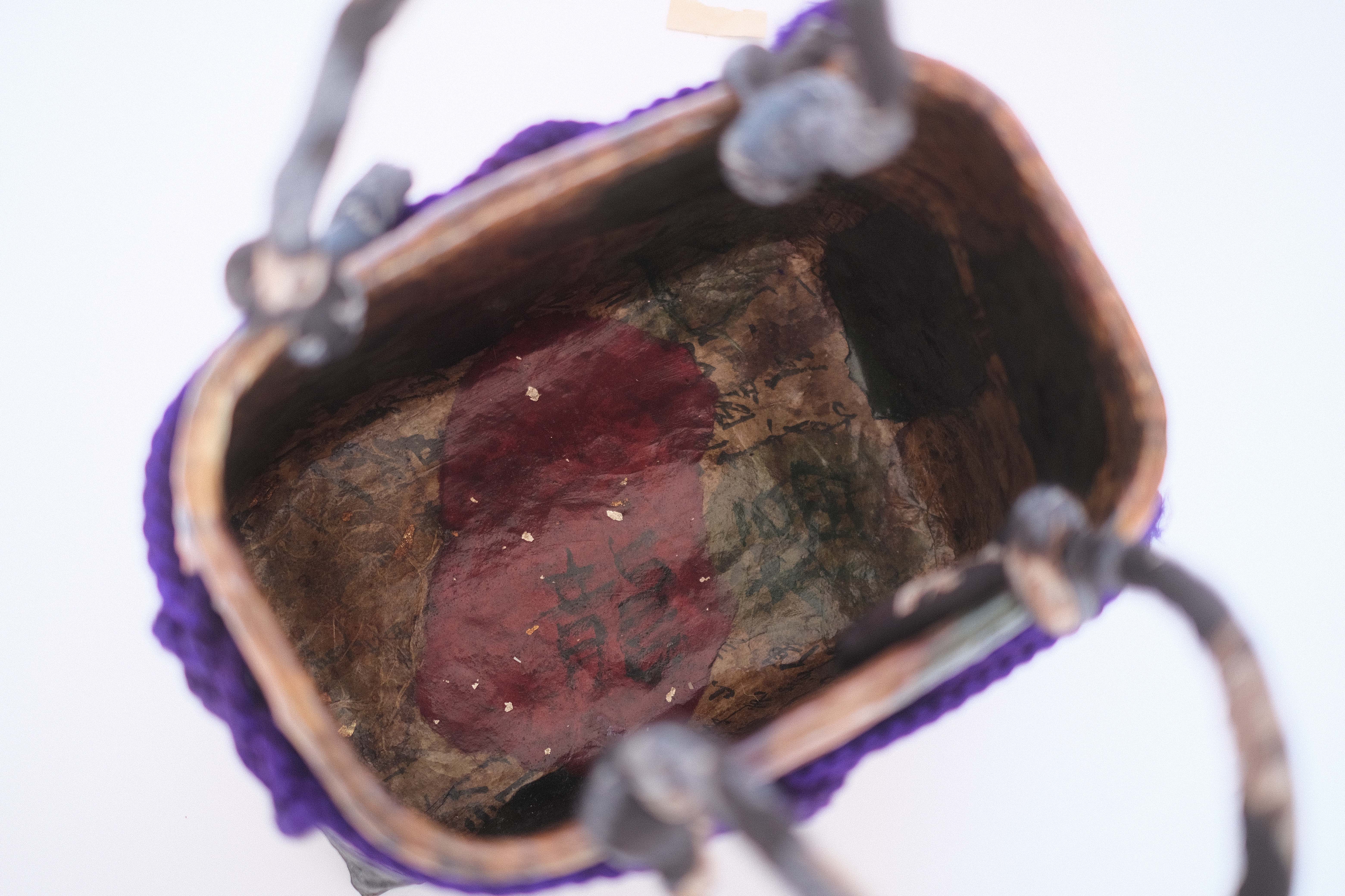 【一点物】一閑張手提げ籠 中_02